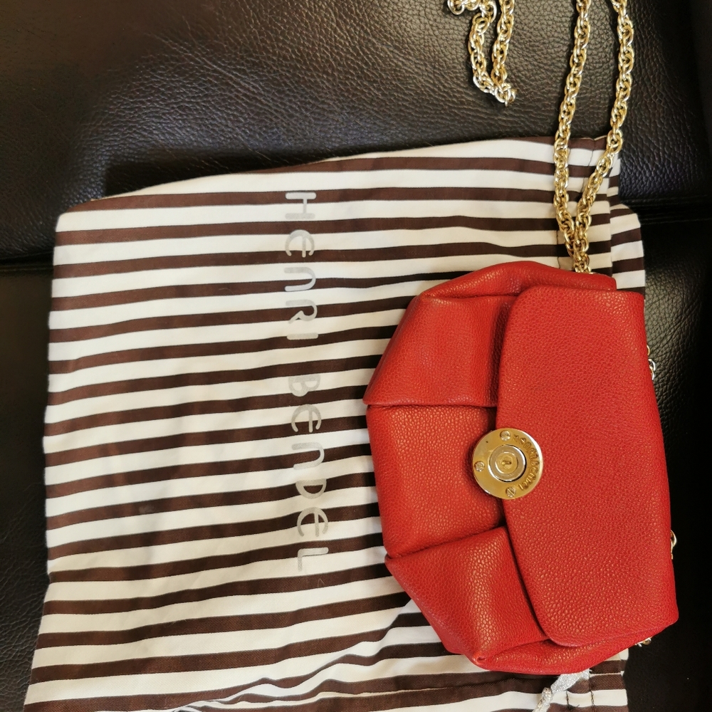 Henri Bendel bag